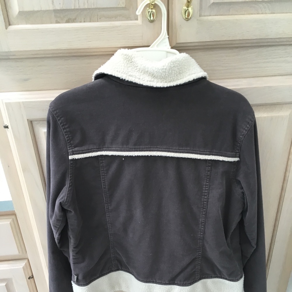 Short jacket - Picture 2 of 2